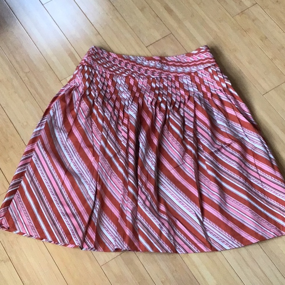 Talbots full lightweight summer midi skirt, size 6